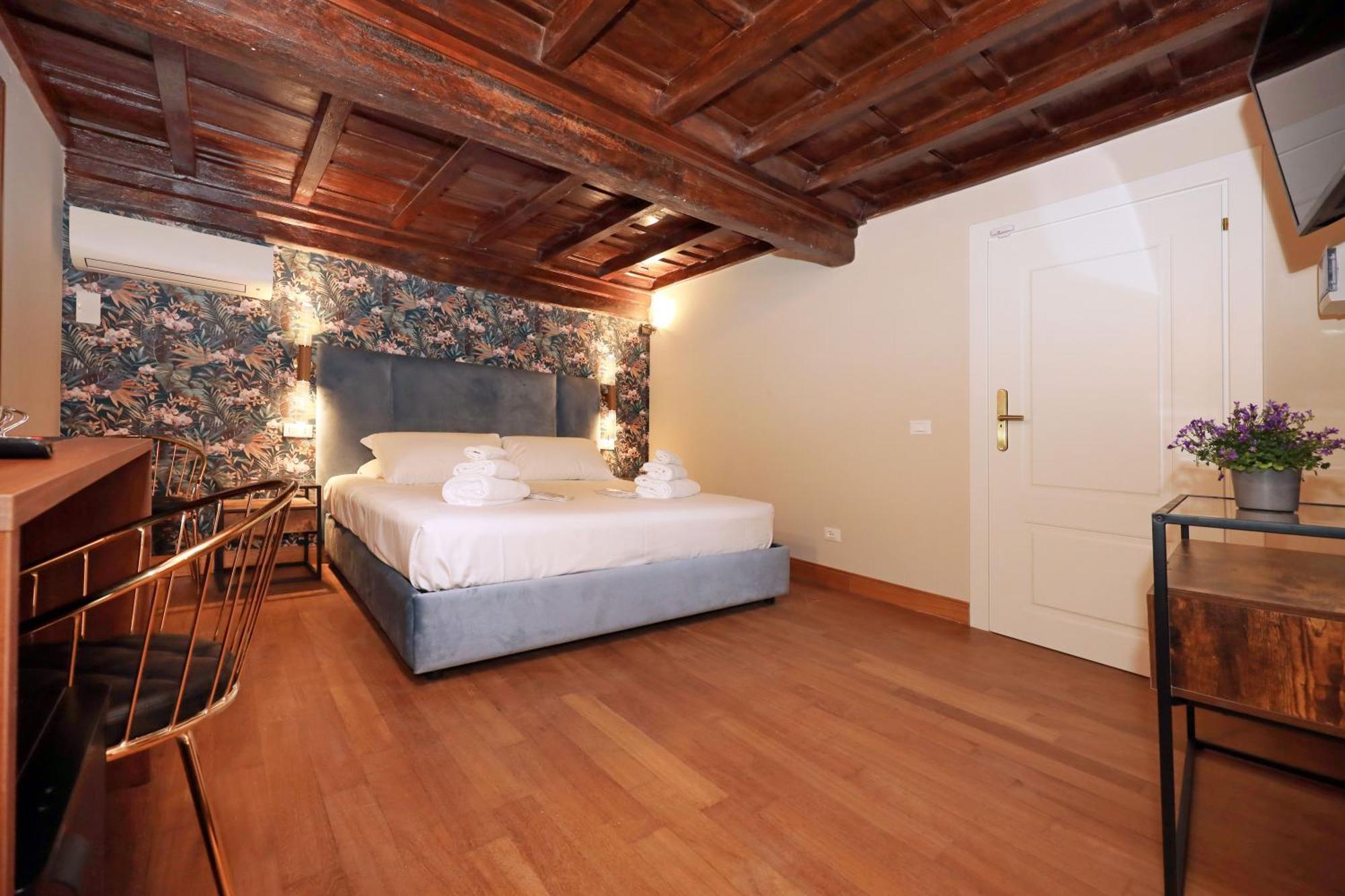 Golden Pantheon Rooms Рим Екстер'єр фото
