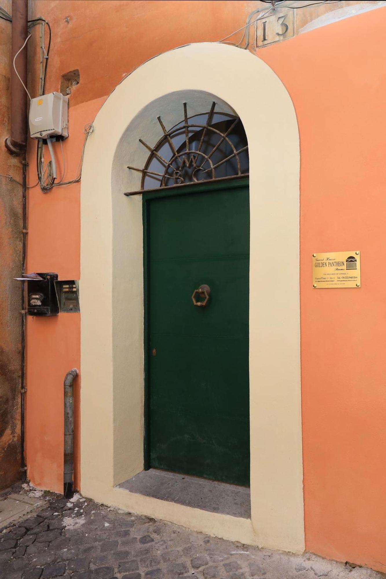 Golden Pantheon Rooms Рим Екстер'єр фото