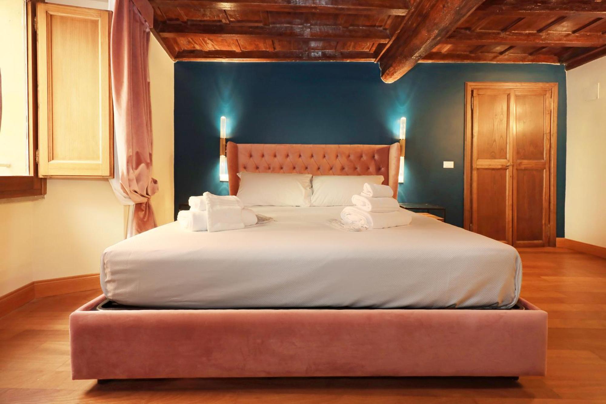 Golden Pantheon Rooms Рим Екстер'єр фото